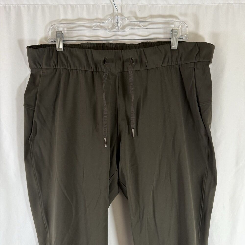 Lululemon Joggers Women's 12 Green Pull On Drawstring Nylon Blend 27.5" Inseam - Picture 2 of 9